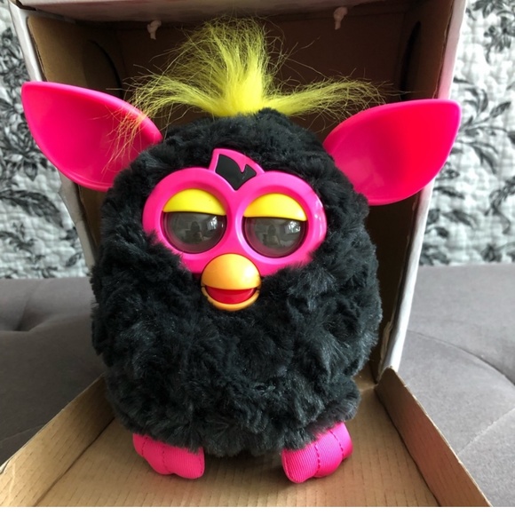 “Punky Pink” Furby - Picture 2 of 5